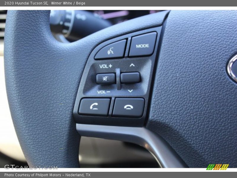 Winter White / Beige 2020 Hyundai Tucson SE
