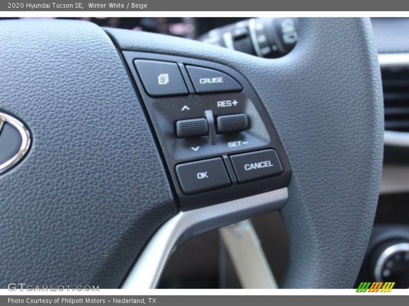 Winter White / Beige 2020 Hyundai Tucson SE