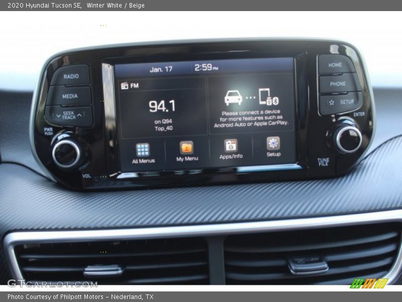 Winter White / Beige 2020 Hyundai Tucson SE