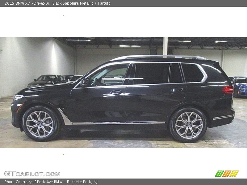 Black Sapphire Metallic / Tartufo 2019 BMW X7 xDrive50i