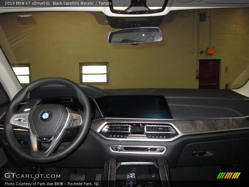 Black Sapphire Metallic / Tartufo 2019 BMW X7 xDrive50i
