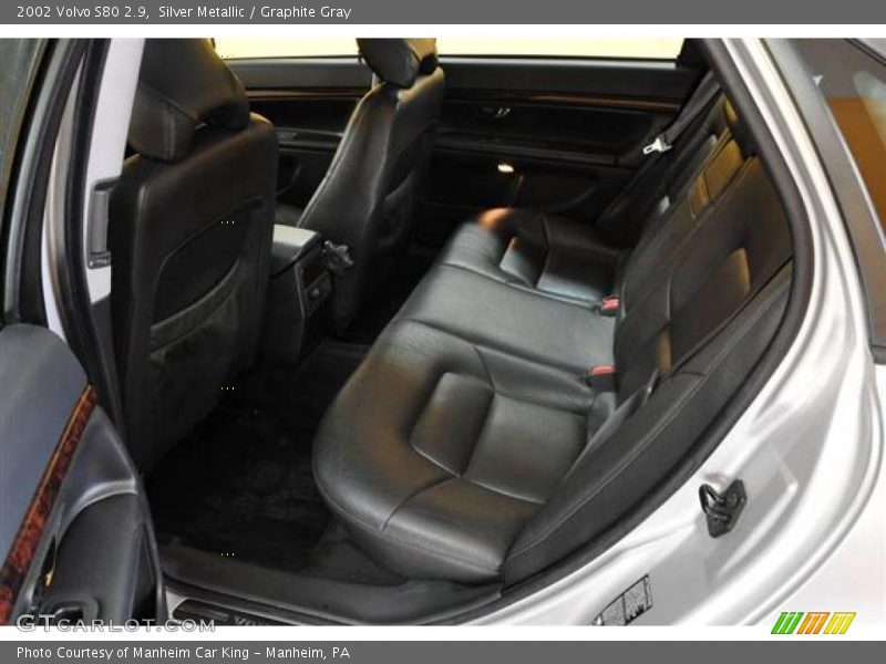 Silver Metallic / Graphite Gray 2002 Volvo S80 2.9
