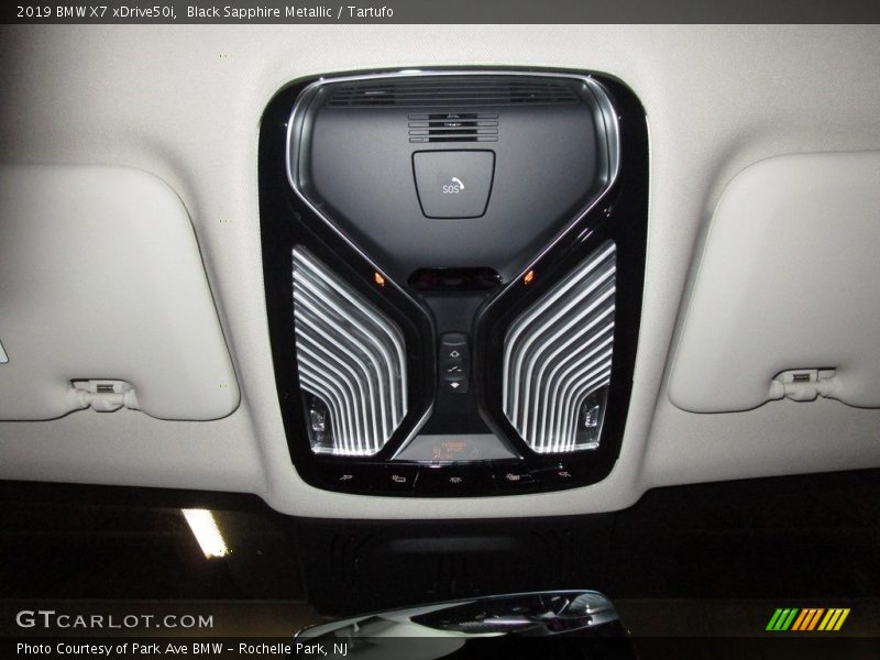 Black Sapphire Metallic / Tartufo 2019 BMW X7 xDrive50i