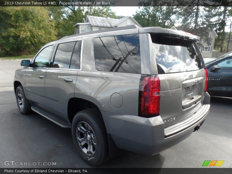 Pepperdust Metallic / Jet Black 2019 Chevrolet Tahoe LS 4WD
