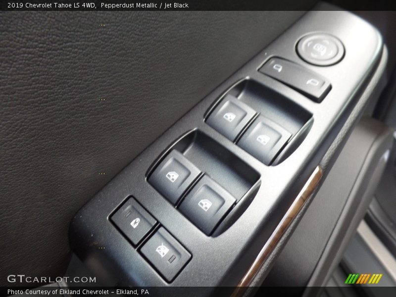 Pepperdust Metallic / Jet Black 2019 Chevrolet Tahoe LS 4WD