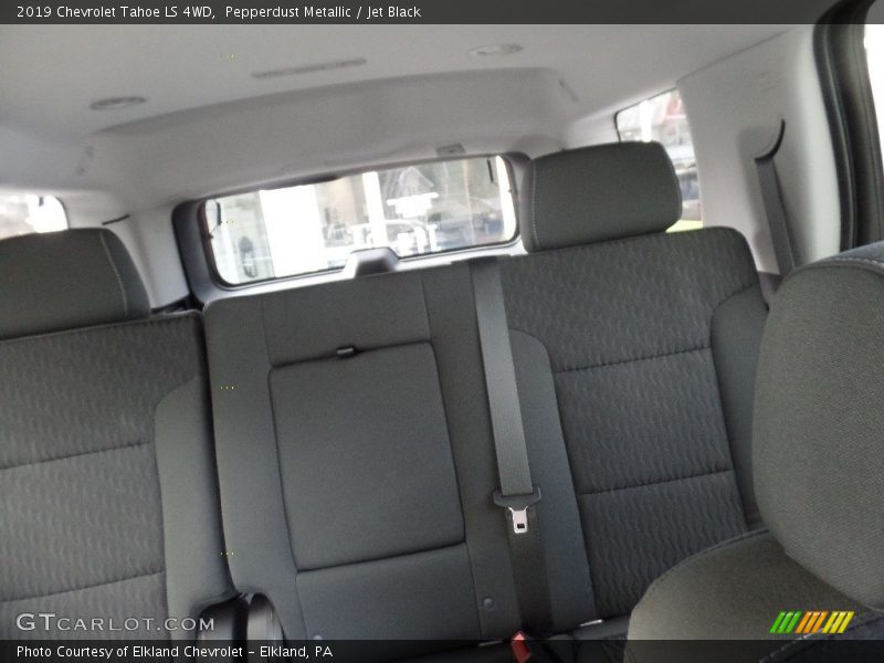 Pepperdust Metallic / Jet Black 2019 Chevrolet Tahoe LS 4WD