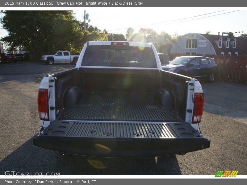 Bright White / Black/Diesel Gray 2019 Ram 1500 Classic SLT Crew Cab 4x4
