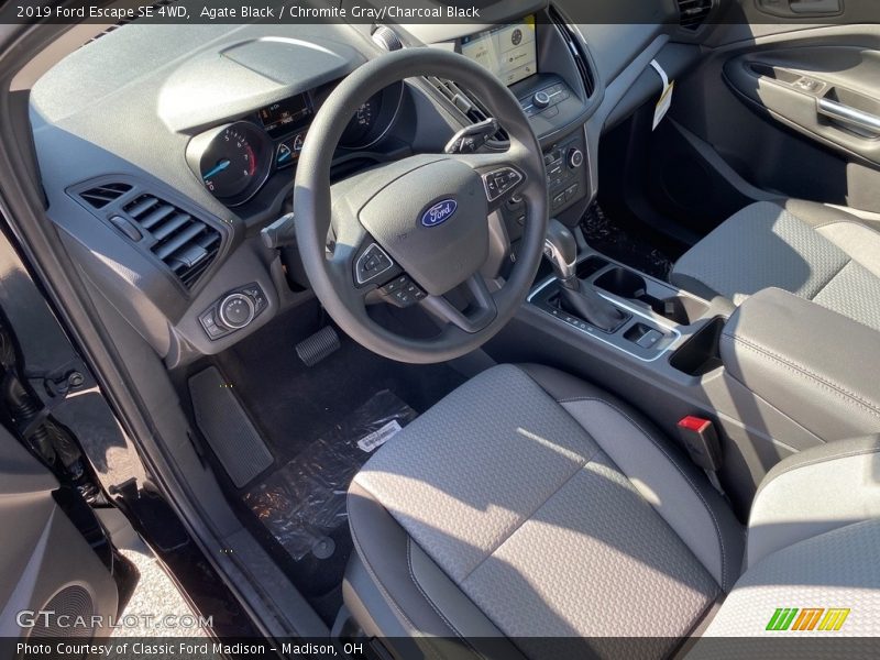 Agate Black / Chromite Gray/Charcoal Black 2019 Ford Escape SE 4WD