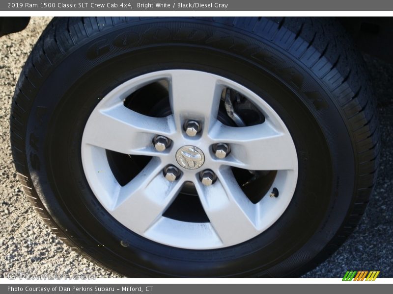 Bright White / Black/Diesel Gray 2019 Ram 1500 Classic SLT Crew Cab 4x4
