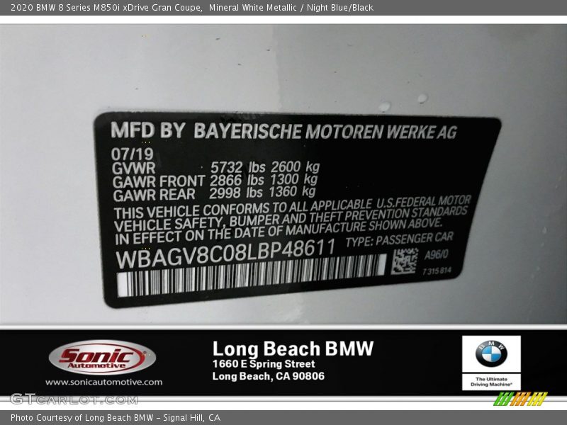 Mineral White Metallic / Night Blue/Black 2020 BMW 8 Series M850i xDrive Gran Coupe