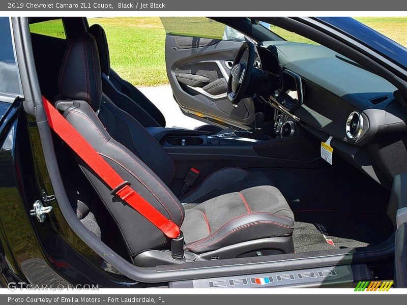 Black / Jet Black 2019 Chevrolet Camaro ZL1 Coupe