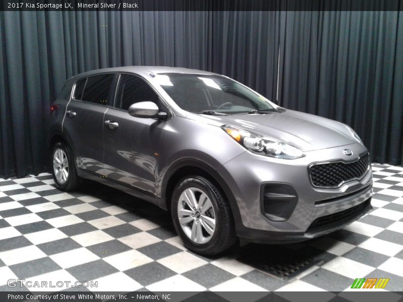 Mineral Silver / Black 2017 Kia Sportage LX