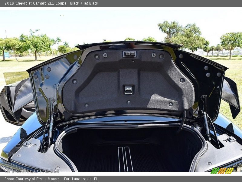  2019 Camaro ZL1 Coupe Trunk