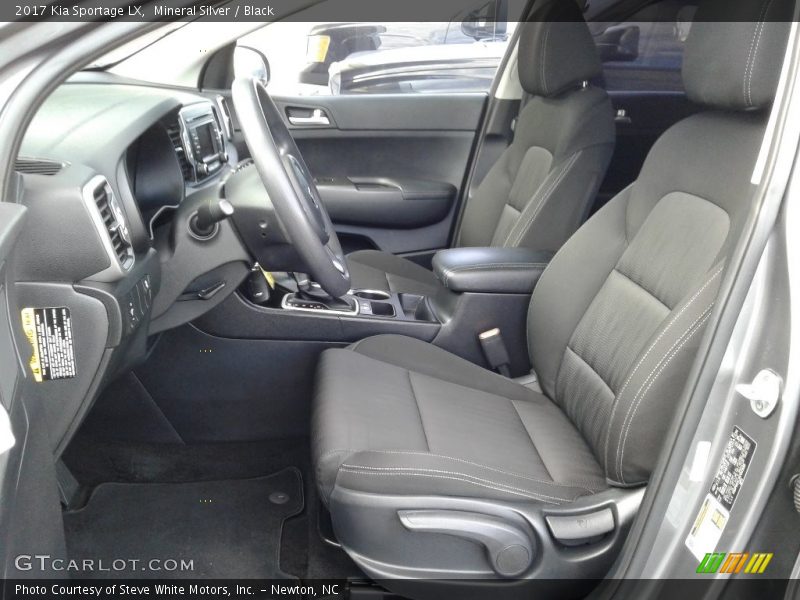 Mineral Silver / Black 2017 Kia Sportage LX
