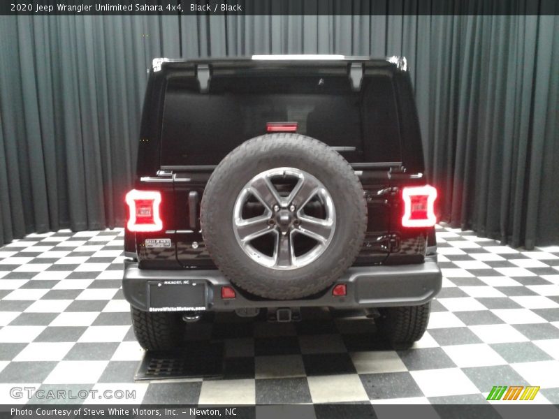 Black / Black 2020 Jeep Wrangler Unlimited Sahara 4x4
