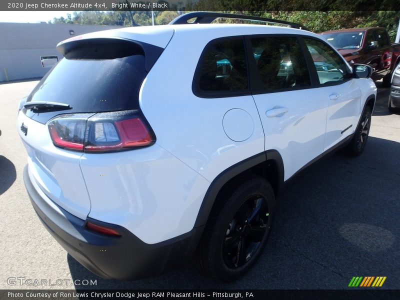 Bright White / Black 2020 Jeep Cherokee Altitude 4x4