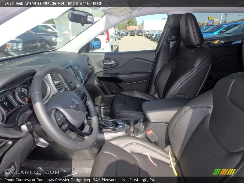 Bright White / Black 2020 Jeep Cherokee Altitude 4x4