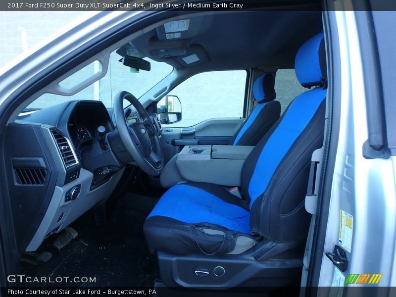 Ingot Silver / Medium Earth Gray 2017 Ford F250 Super Duty XLT SuperCab 4x4