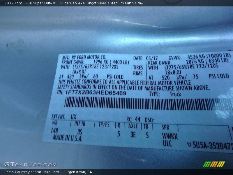 Ingot Silver / Medium Earth Gray 2017 Ford F250 Super Duty XLT SuperCab 4x4