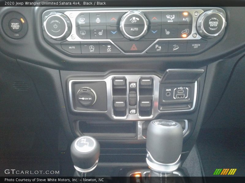 Black / Black 2020 Jeep Wrangler Unlimited Sahara 4x4