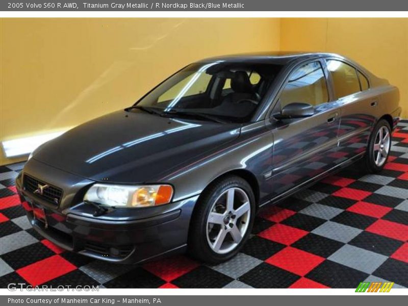 Titanium Gray Metallic / R Nordkap Black/Blue Metallic 2005 Volvo S60 R AWD