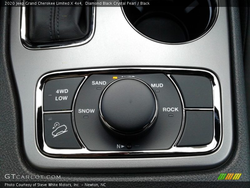 Diamond Black Crystal Pearl / Black 2020 Jeep Grand Cherokee Limited X 4x4