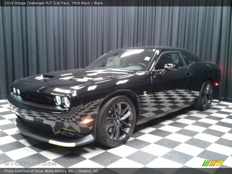 Pitch Black / Black 2019 Dodge Challenger R/T Scat Pack