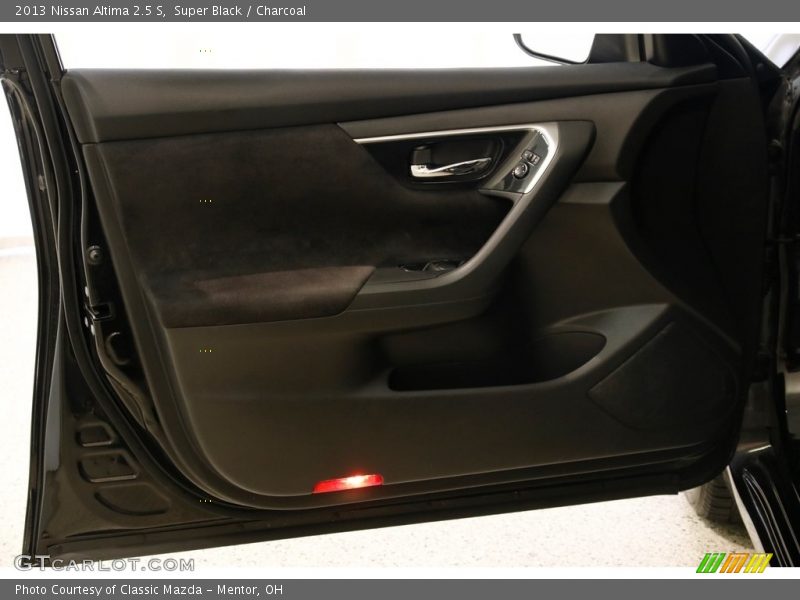 Super Black / Charcoal 2013 Nissan Altima 2.5 S