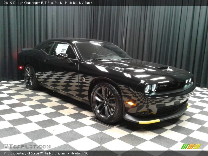 Pitch Black / Black 2019 Dodge Challenger R/T Scat Pack