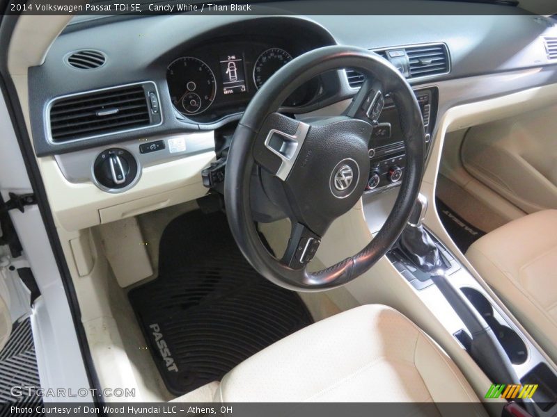 Candy White / Titan Black 2014 Volkswagen Passat TDI SE