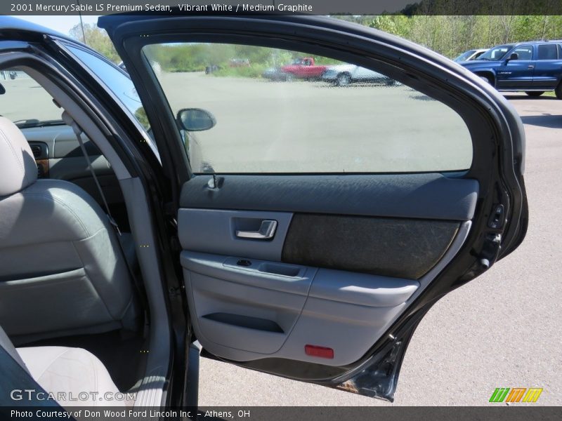 Vibrant White / Medium Graphite 2001 Mercury Sable LS Premium Sedan