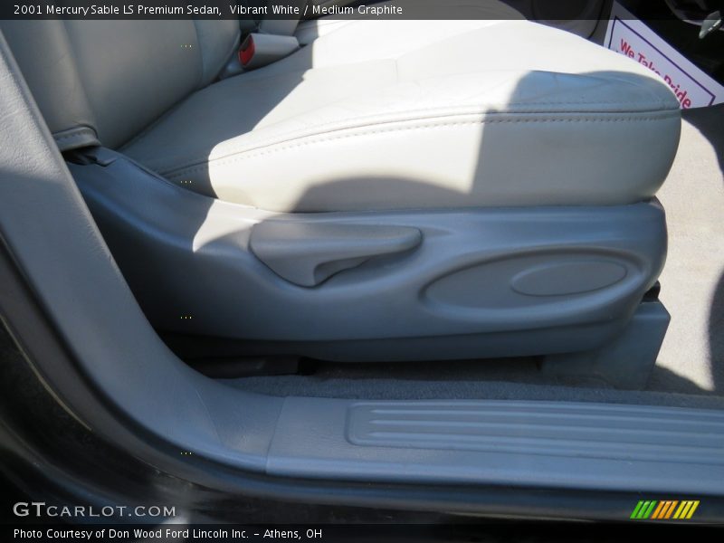 Vibrant White / Medium Graphite 2001 Mercury Sable LS Premium Sedan