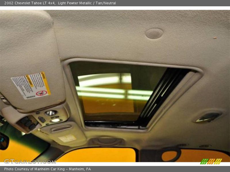 Light Pewter Metallic / Tan/Neutral 2002 Chevrolet Tahoe LT 4x4