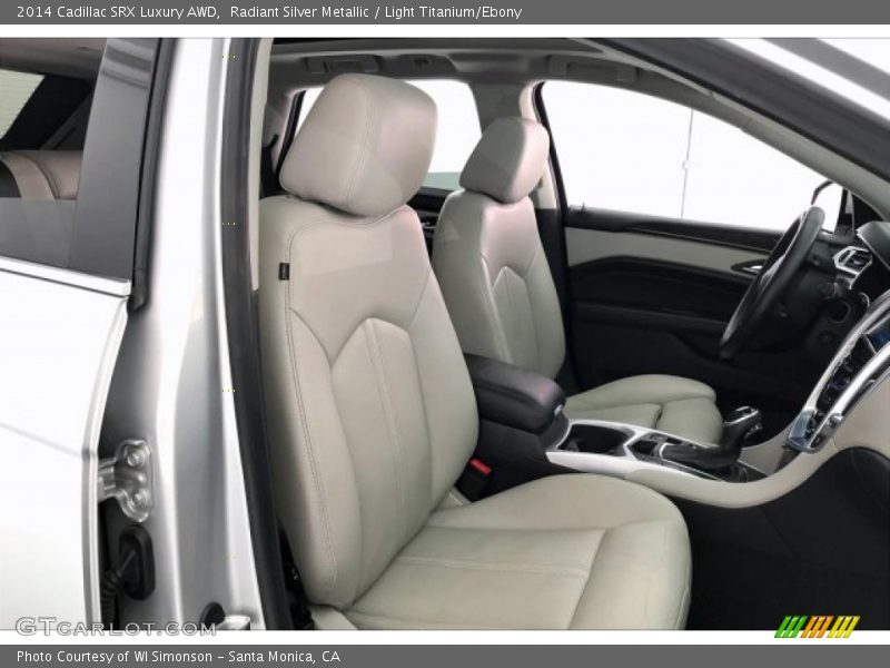 Radiant Silver Metallic / Light Titanium/Ebony 2014 Cadillac SRX Luxury AWD