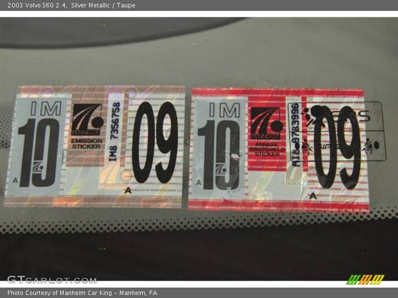 Silver Metallic / Taupe 2003 Volvo S60 2.4