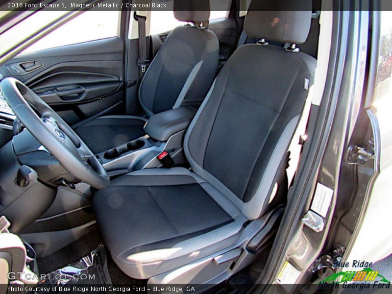 Magnetic Metallic / Charcoal Black 2016 Ford Escape S