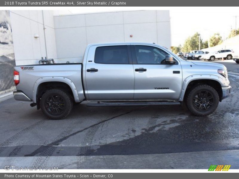 Silver Sky Metallic / Graphite 2018 Toyota Tundra SR5 CrewMax 4x4