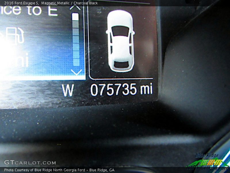 Magnetic Metallic / Charcoal Black 2016 Ford Escape S