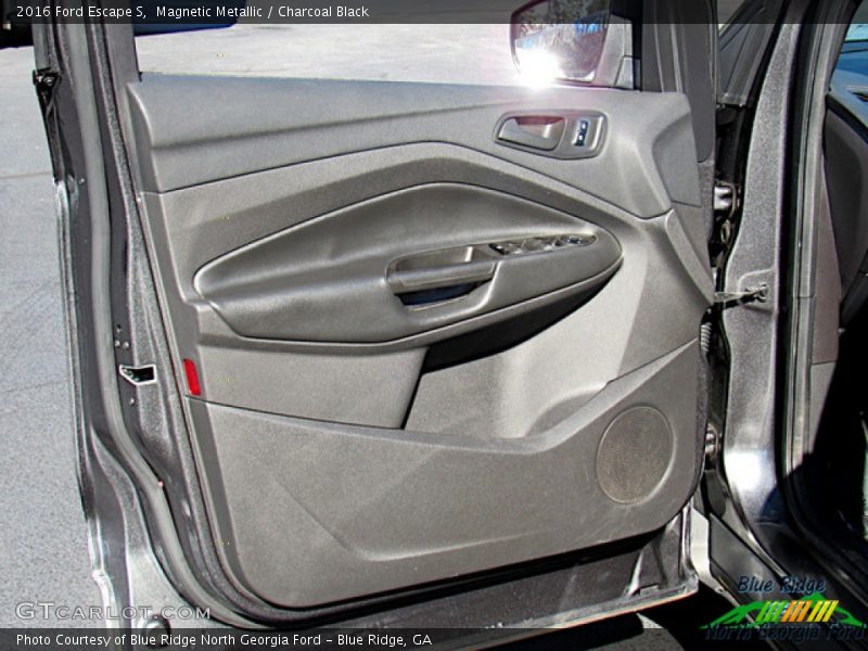 Magnetic Metallic / Charcoal Black 2016 Ford Escape S
