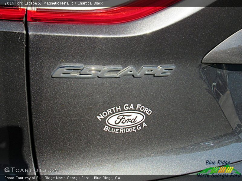 Magnetic Metallic / Charcoal Black 2016 Ford Escape S