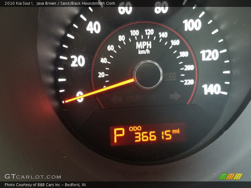 Java Brown / Sand/Black Houndstooth Cloth 2010 Kia Soul !