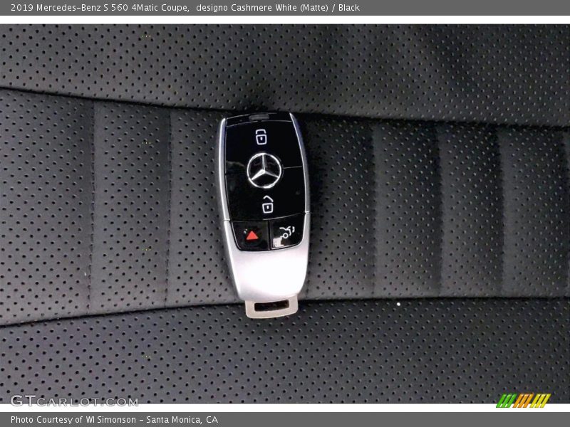 designo Cashmere White (Matte) / Black 2019 Mercedes-Benz S 560 4Matic Coupe