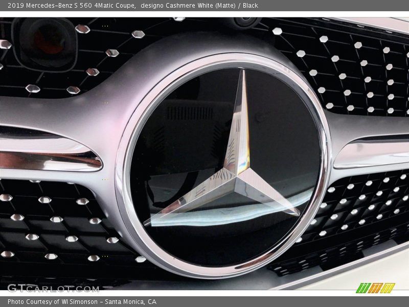 designo Cashmere White (Matte) / Black 2019 Mercedes-Benz S 560 4Matic Coupe