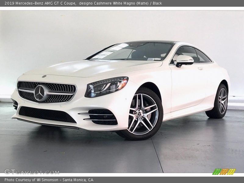 Front 3/4 View of 2019 AMG GT C Coupe