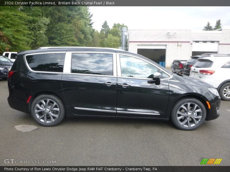 Brilliant Black Crystal Pearl / Black 2020 Chrysler Pacifica Limited