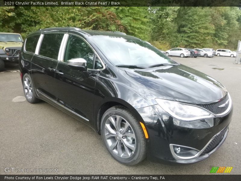 Front 3/4 View of 2020 Pacifica Limited