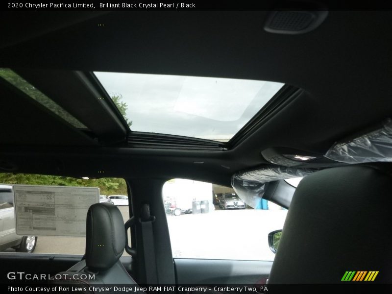 Brilliant Black Crystal Pearl / Black 2020 Chrysler Pacifica Limited