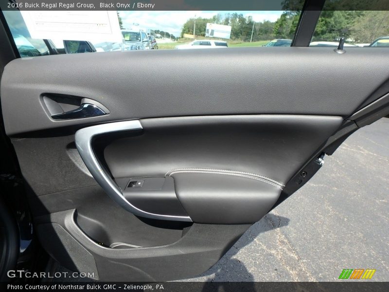 Black Onyx / Ebony 2016 Buick Regal Regal Group