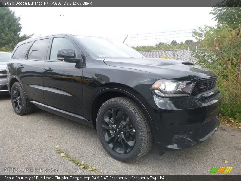 Front 3/4 View of 2020 Durango R/T AWD