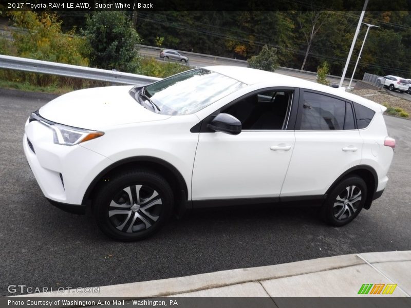 Super White / Black 2017 Toyota RAV4 LE AWD